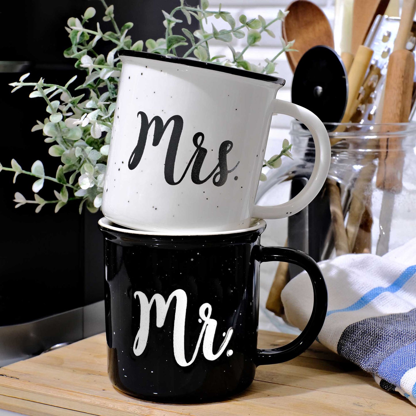 Mr / Mrs Couple Coffee Mug Set of 2